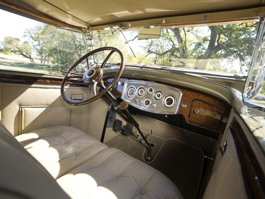  Packard Twin Six Sport Phaeton 1932 года  (фото 5 из 6)